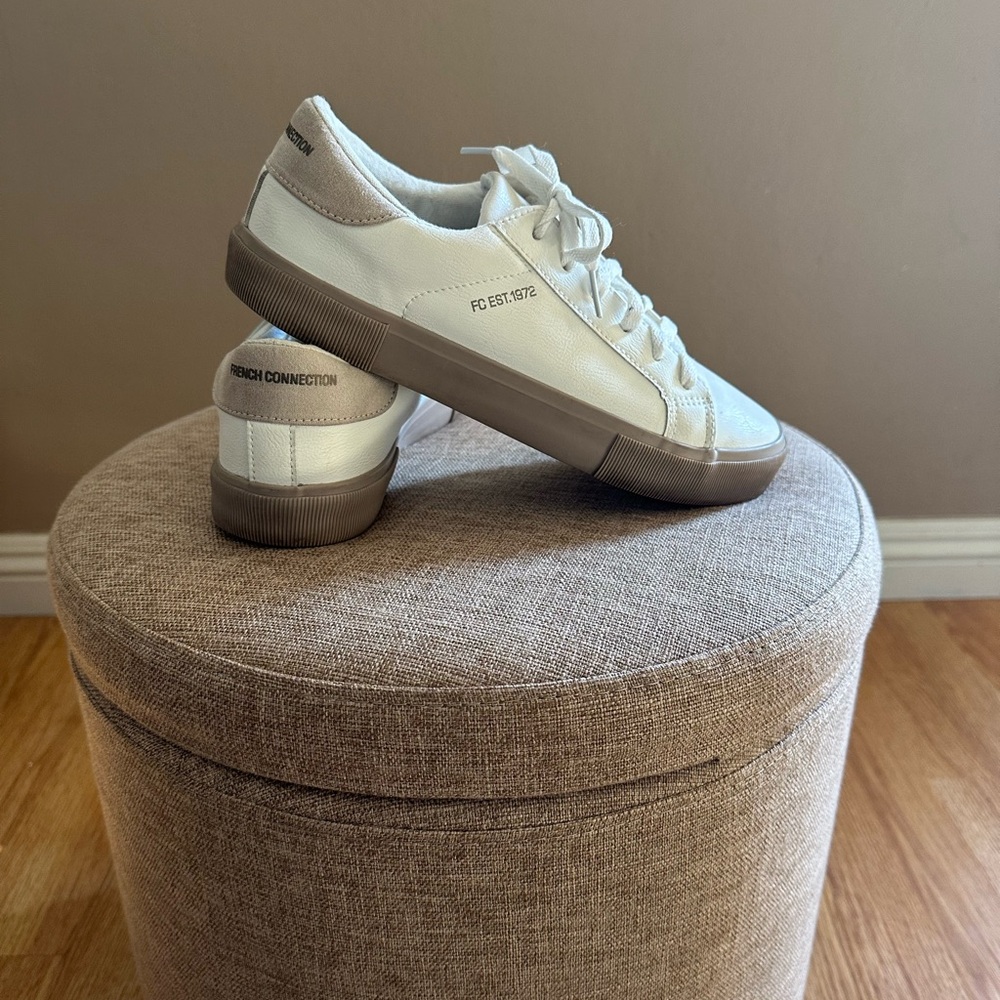 French Connection Cream Sneakers with Brown Sole - Picture 2 of 11